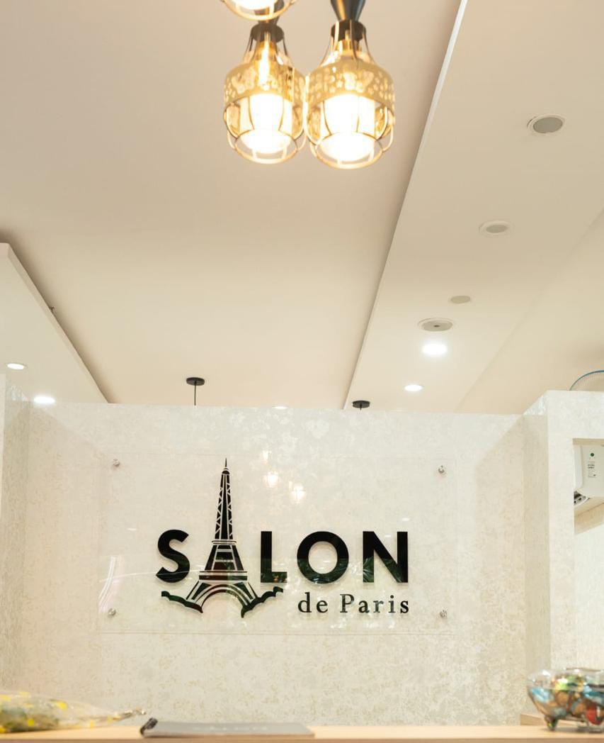 Salon De Paris